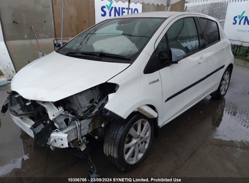 Toyota yaris hybrid petrol - yaris,
