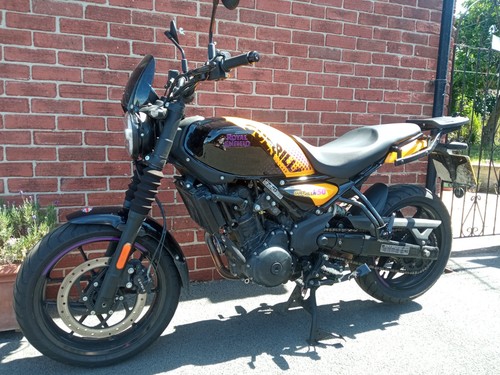 2025 royal enfield guerrilla - royal,