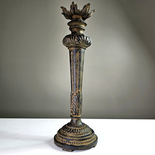 Large antique floor - 19.5",