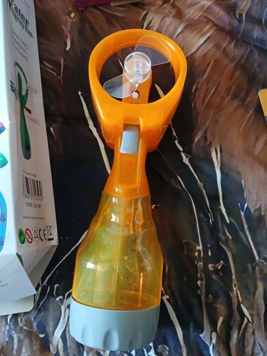 Portable water spray fan - spray,