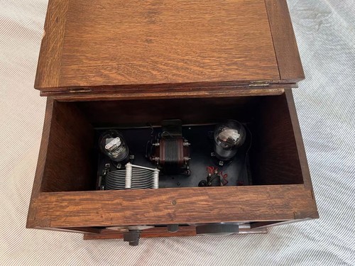 Antique tube radio 1920 - antique,