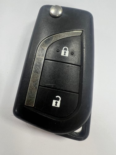 Genuine toyota button remote - toyota, 2