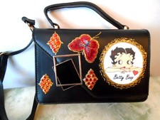 NEW GEORGOUS BETTY BOOP  HANDBAG WITH FREE BETTY   KEYRING