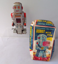 Vintage Tinplate Clockwork S.Y. Toys Japan Mechanical Sparking Walking Robot