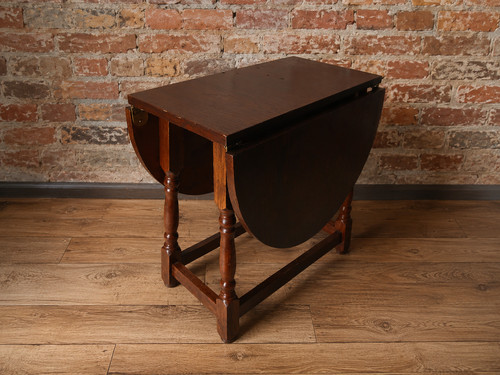 Vintage wooden side table - wooden,