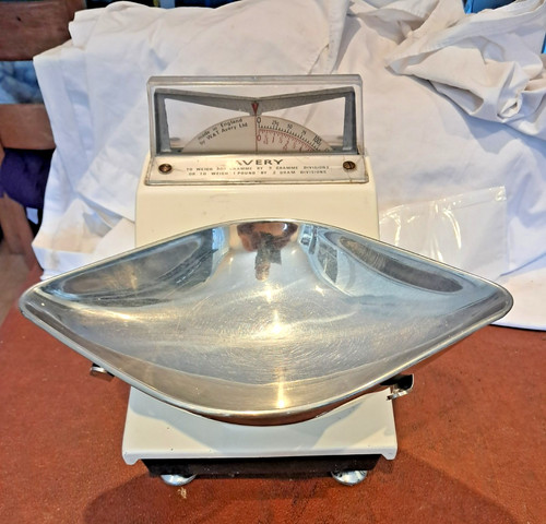 Avery scales with scoop 500 - with,