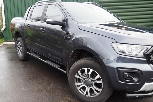 Side bar steps fit toyota - side,
