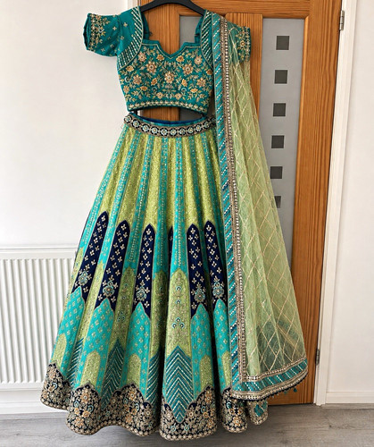 Teal green embroidered - &,
