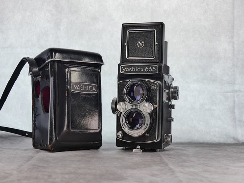Yashica 635 6x6 120 - 635,