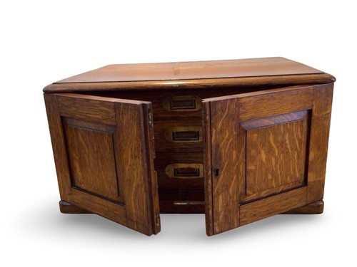 Antique english oak - oak, three