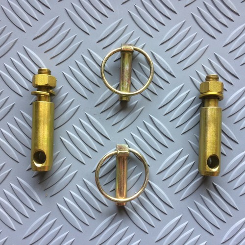 Tractor lower link mounting - link,