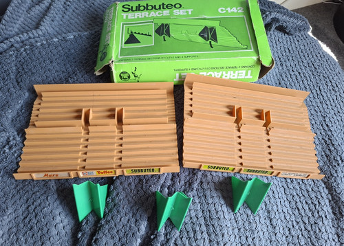 Subbuteo c142 terrace - x2, table