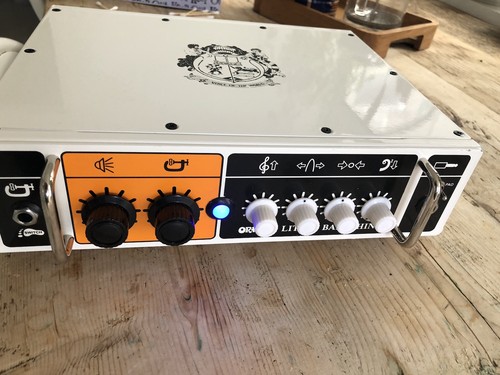 Orange little bass thing - little,