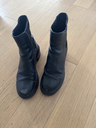 Stuart weitzman black leather - weitzman,