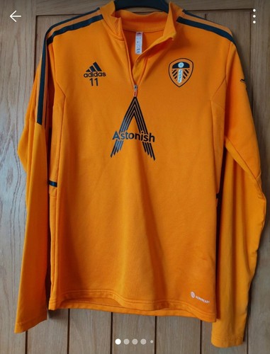 Leeds united training shirt - training,