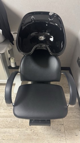 Hair salon back - salon,