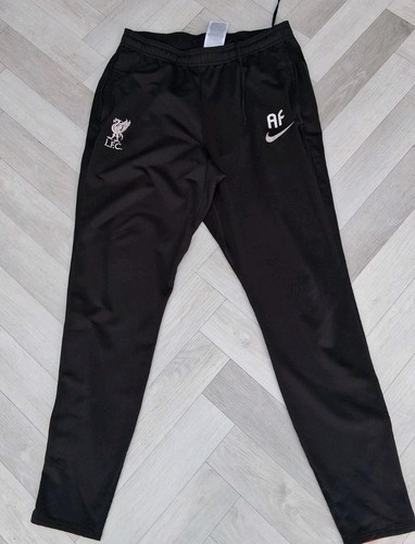 Liverpool staff nike - ,