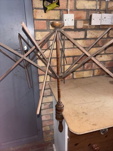 Vintage wooden umbrella yarn - wooden,