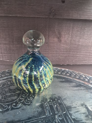 Mdina glass paperweight - glass,