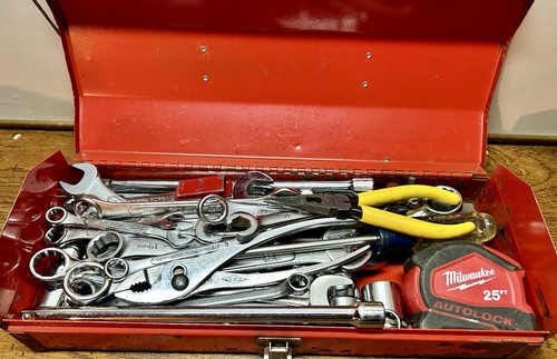 Small vtg metal - small, toolbox