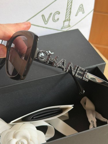 Chanel crystal logo oversized - chanel,