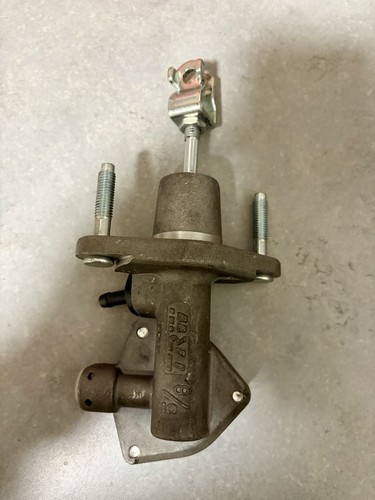 Trw clutch master cylinder - trw,