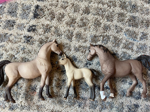 Schleich buckskin arabian mare - schleich,