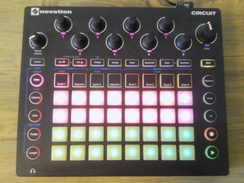 Novation circuit grid based - novation, grid-based