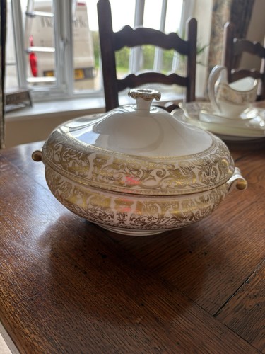 Wedgwood gold florentine - wedgwood,