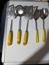 Vintage Skyline Serving /