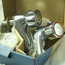 Armitage Shanks 3/4" Jetline S7036aa 2 Rim Mounted Basin Pillar Taps Chrome