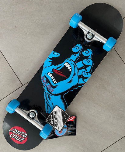 Santa cruz screaming hand - cruz,