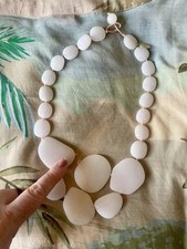 Broken Lola Rose Leonee Rose