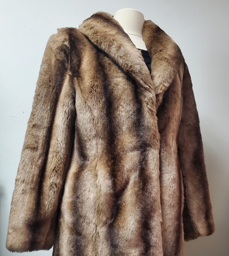 Gorgeous long faux fur - , coat
