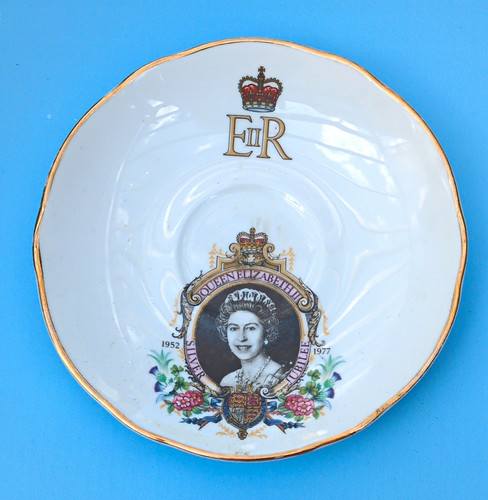 Liverpool road pottery queen - pottery,