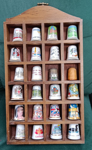 Collection thimbles 24 - of,