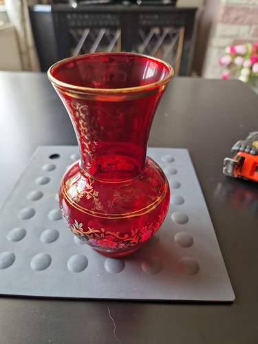 Glass vase 13cm - 13cm, but