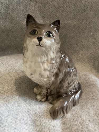 Beswick vintage large - large, grey