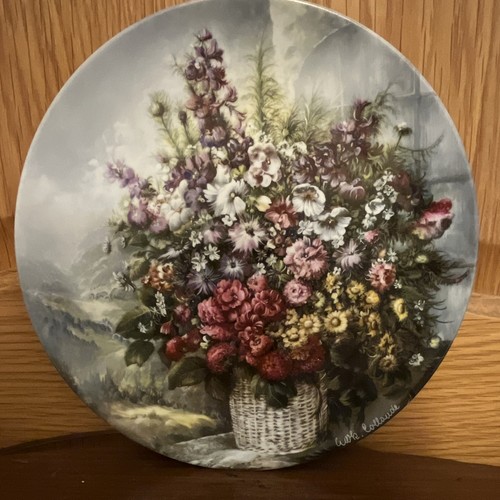 Classic rose collector plate - rose,