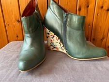 Red or Dead Shoes size 6