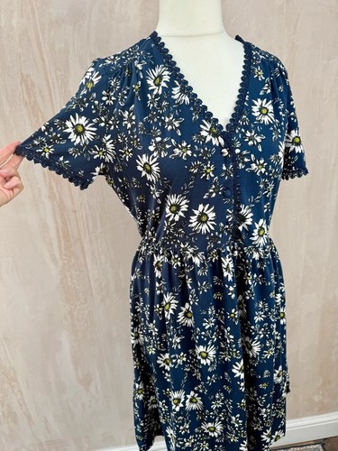 Size navy floral vintage - size,