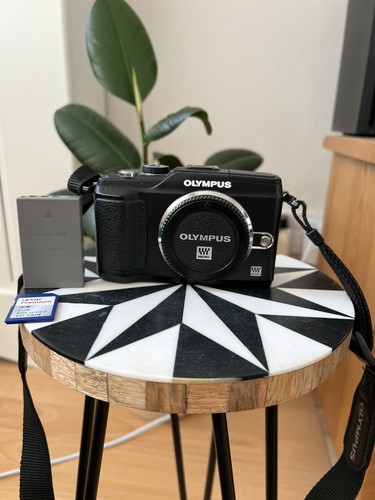 Olympus pen pl2 camera - e-pl2, body