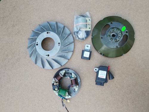 Vespa stator with flywheel - with,