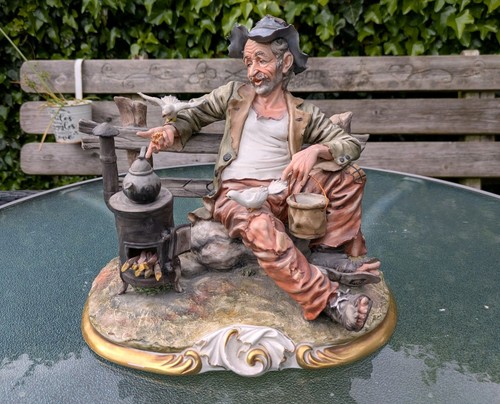 Capodimonte tramp featuring - tramp,