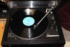 DUAL CS505.2 FULLY RECONDITIONED TURNTABLE.