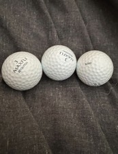 3 Maxfli Revolution Golf Balls