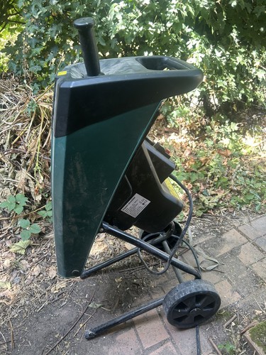 2500w electric garden shredder - garden,