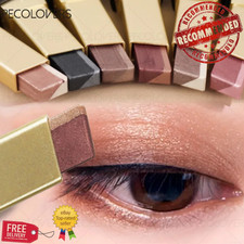 Two-Color Gradient Eyeshadow