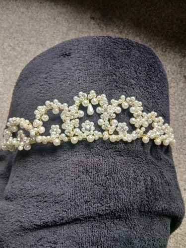 Faux pearl crystal - pearl,
