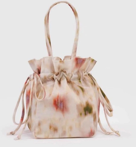 Bnwt baggu abstract - baggu,